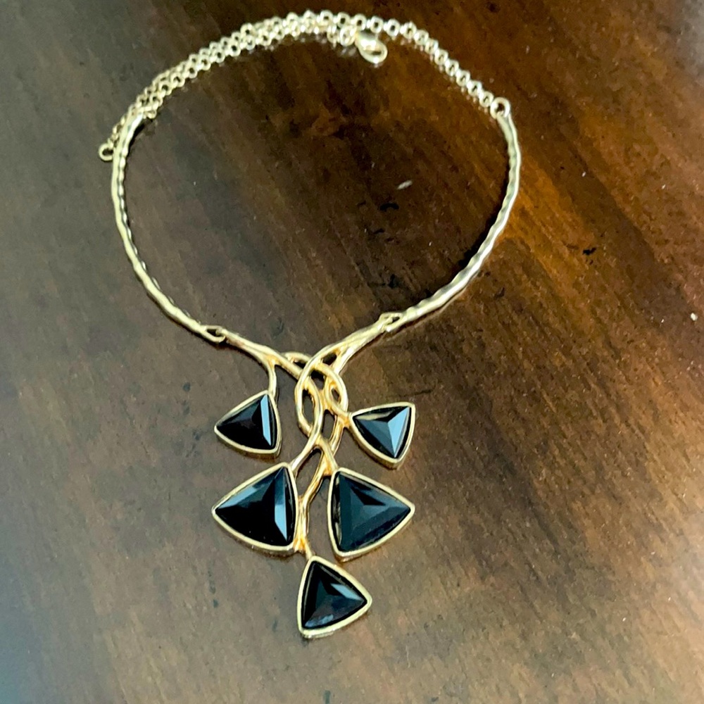 Geometric design statement necklace